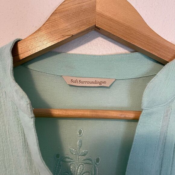 Soft Surroundings Glam Gauze Embroidered Pintuck Pleat Blouse Size Medium - Picture 3 of 7